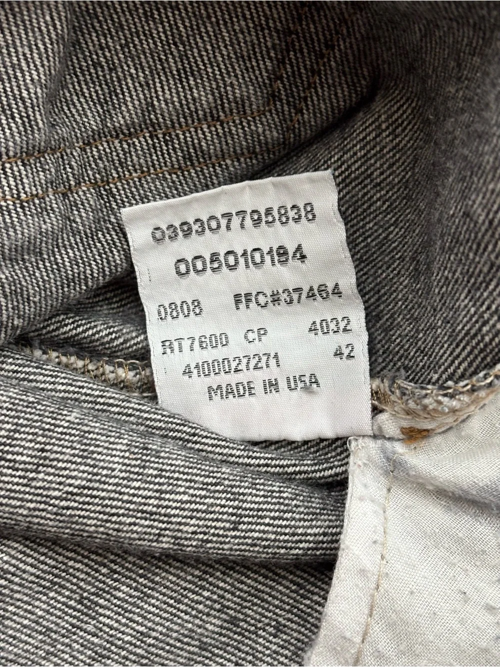 Levi’s 501 Original Straight Leg Button Fly Black Distressed Vintage 90s USA